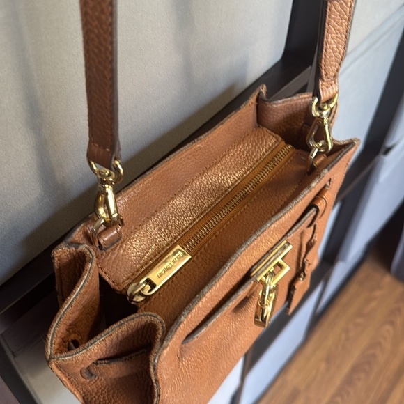 👜 Michael Kors Brown Leather Bag - Picture 11 of 12